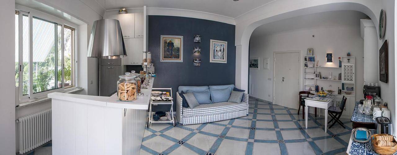 B&B Amalfe Maiori Bagian luar foto