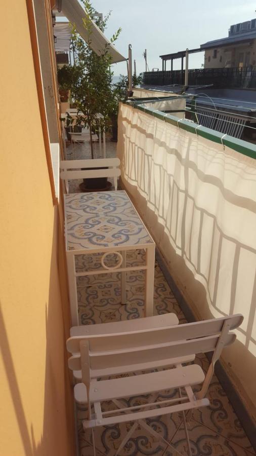 B&B Amalfe Maiori Bagian luar foto